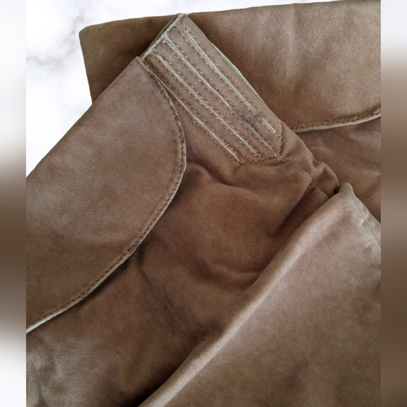 Velvet Heeled Boots - Picture 4 of 4